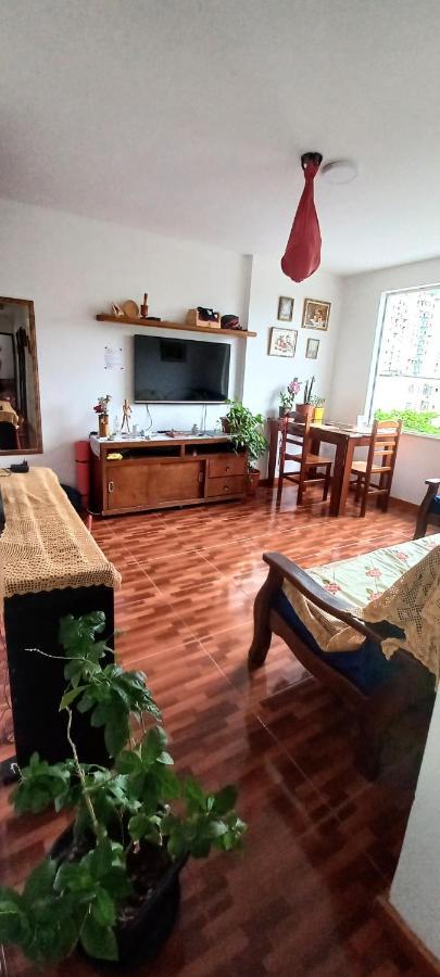 Quarto Individual Na Ary Parreiras Niterói Exteriér fotografie